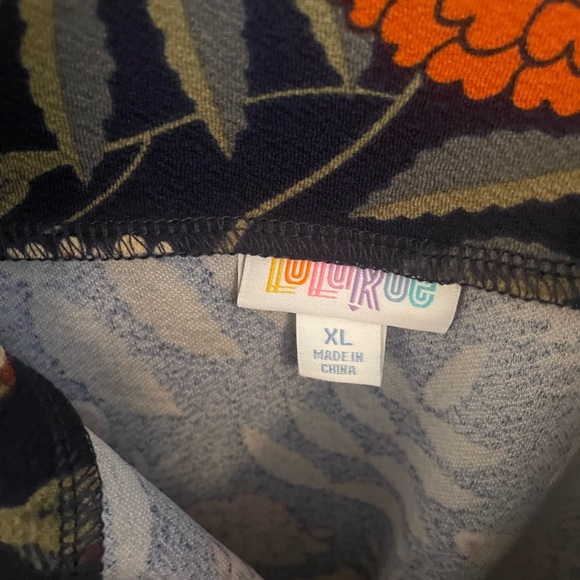 NWT Lularoe Cassie Pencil Skirt - Picture 4 of 6